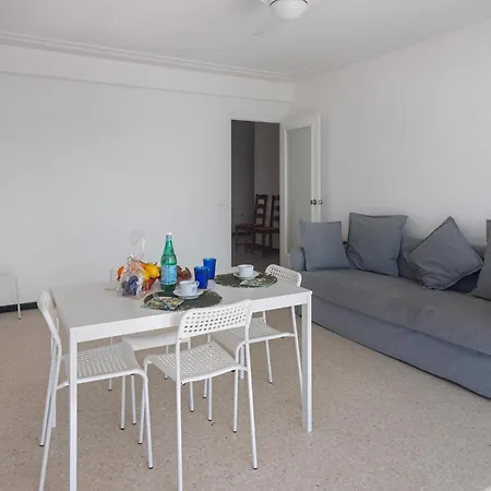 Mar-y-nan Seafront Family - Happy Apartment Menton