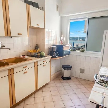 Mar-y-nan Seafront Family - Happy Apartment *